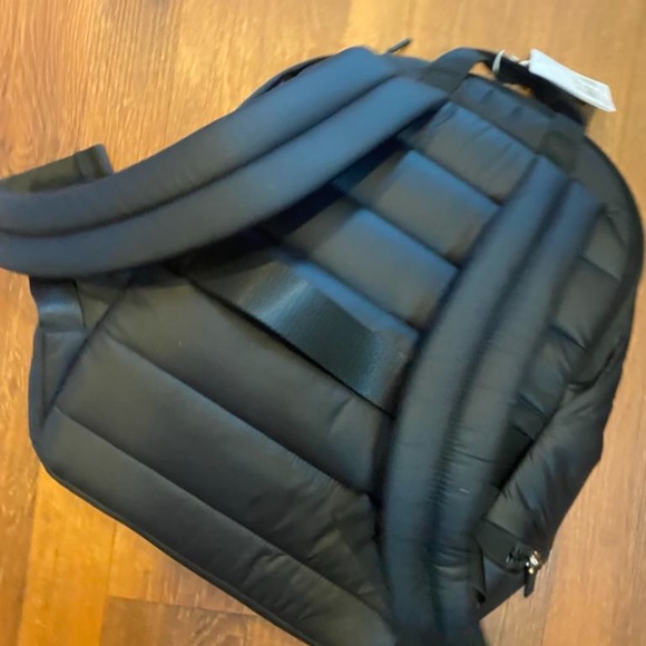 NWT Lululemon everywhere backpack *Wunder puff BLACK main image 4